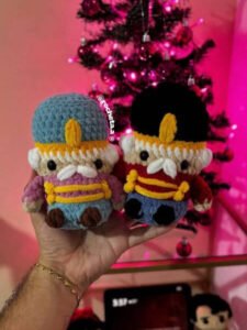 🎄 Crochet Christmas Nutcracker - Image 2