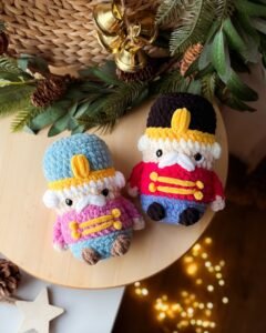 🎄 Crochet Christmas Nutcracker - Image 9