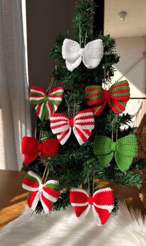 🎄 Christmas Bow Crochet Pattern – Cute Tree Decoration - Image 2